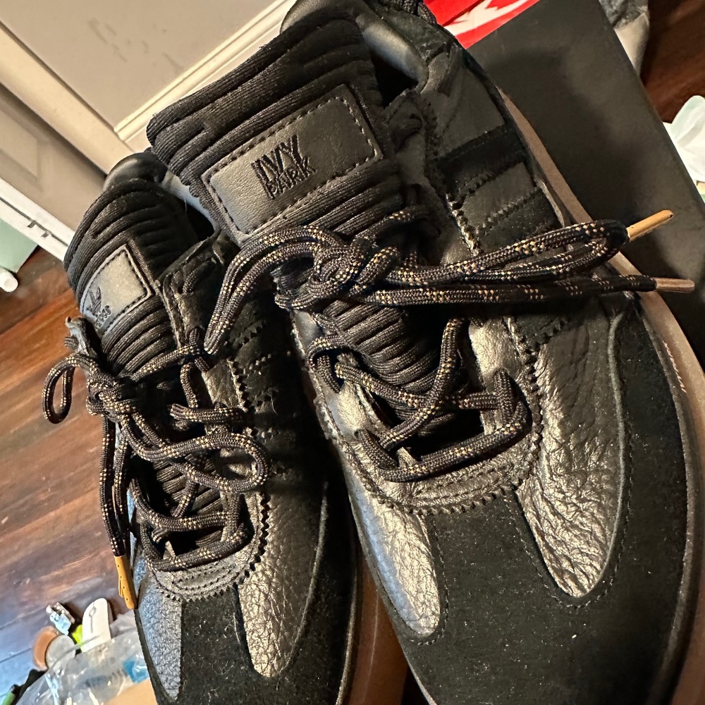 Ivy park super sleek 72